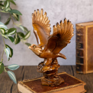 Декоративна статуетка орел
