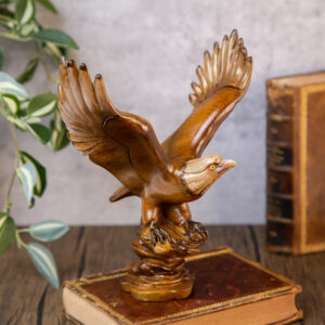 Декоративна статуетка орел