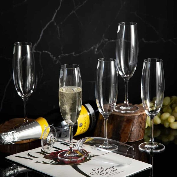 Чаши за шампанско от серията Фиора Мистъри