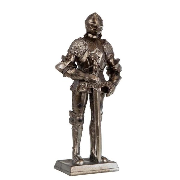 Декоративна статуетка - Рицар с меч