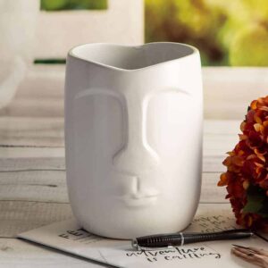 Керамична ваза от серията Лица в бяло M - 20см