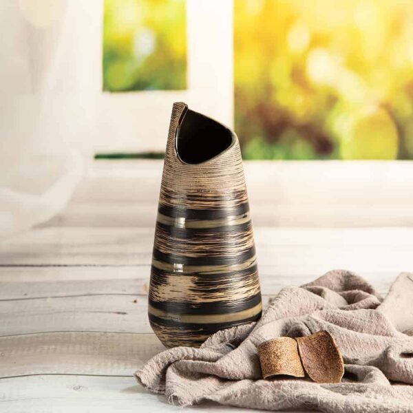 Керамична ваза от серията Хана - 23см