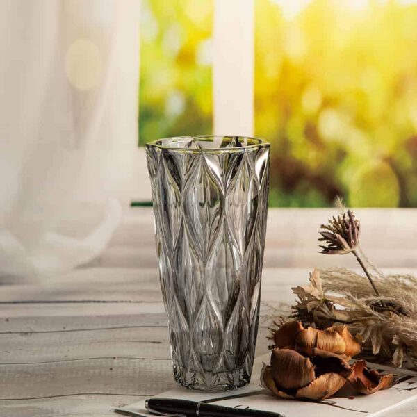 Стъклена ваза - Лия
