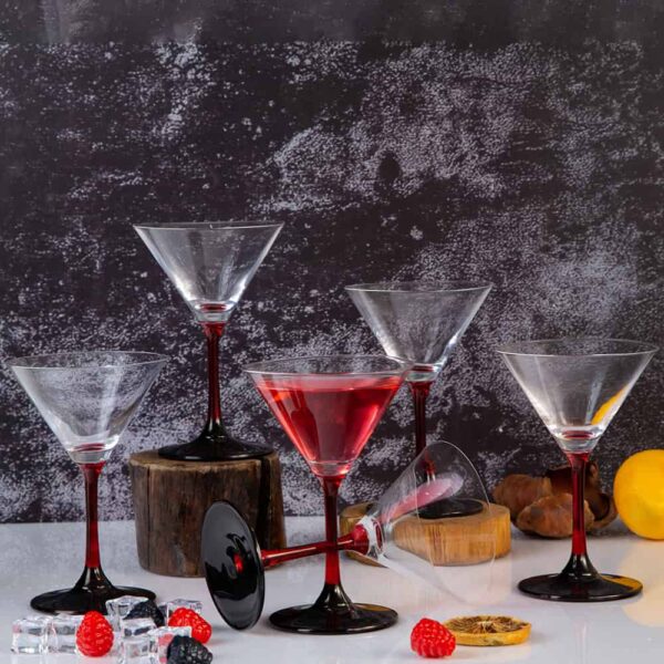 Комплект чаши за мартини Red - 200мл