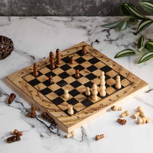 Компактен дървен шах - малък