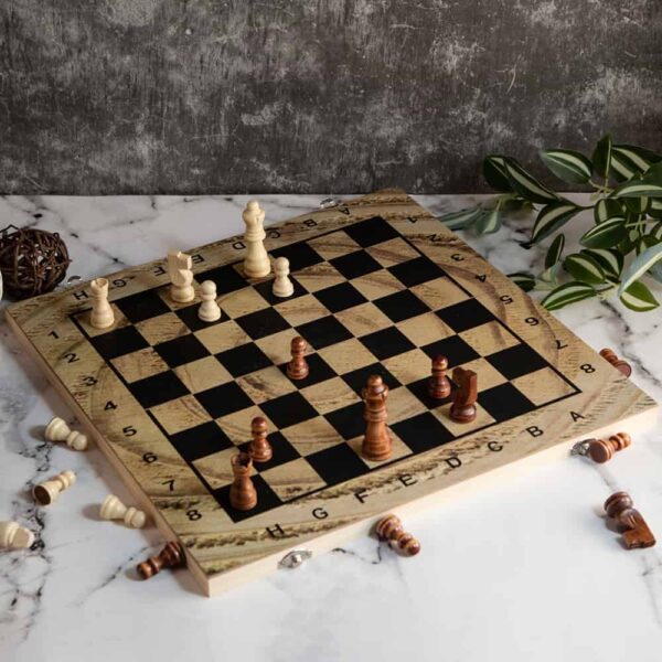 Компактен дървен шах - голям