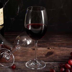 Чаши за червено винo от серията Колибри - 450мл