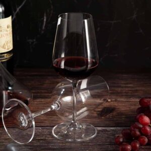 Чаши за червено вино от серията Стрикс - 450мл